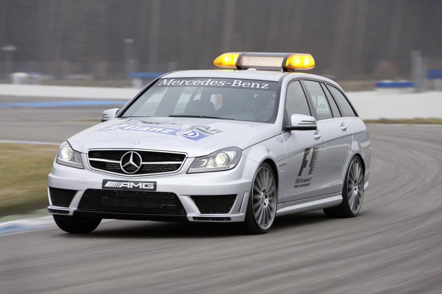  Mercedes-Benz C63 AMG Safety Car 2012 года  (фото 1 из 7)